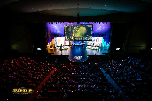 【虚空巢虫决定胜负？前期疯狂博弈，争夺首个巢虫先锋！】 (资源点)